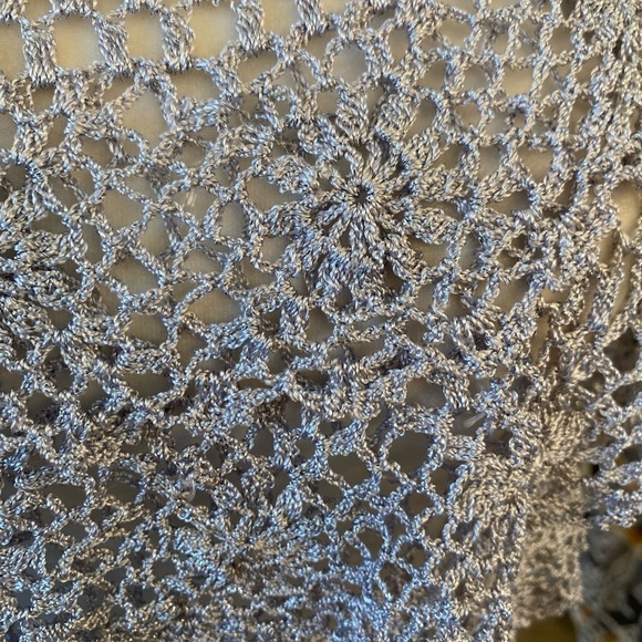 V Christina Womens Silver Ruffle Tier Blouse - Picture 7 of 7